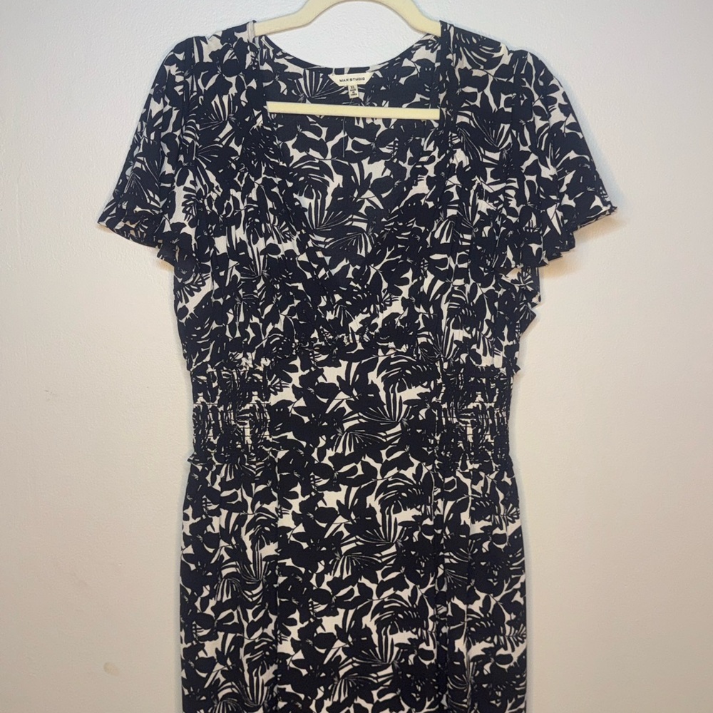 Max Studio Black and White Sheath Dress with Flutter Sleeves